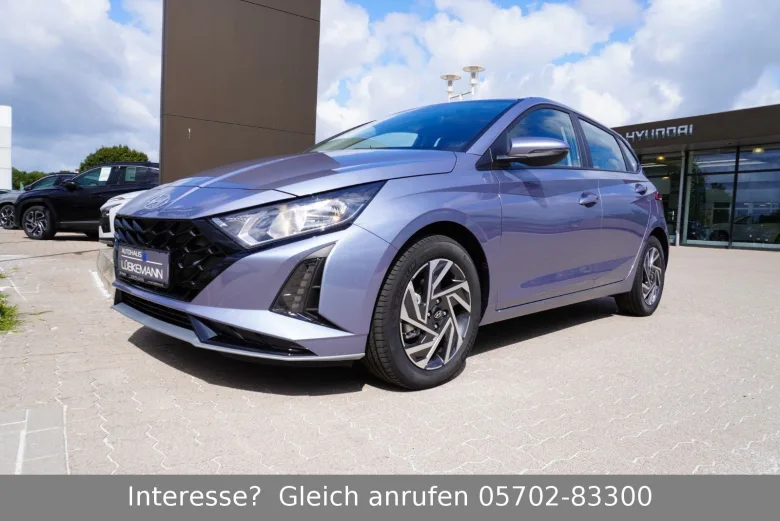 HYUNDAI i20 1.0 Turbo Trend Komfort *WINTERRÄDER GRATIS* Vorschau Bild