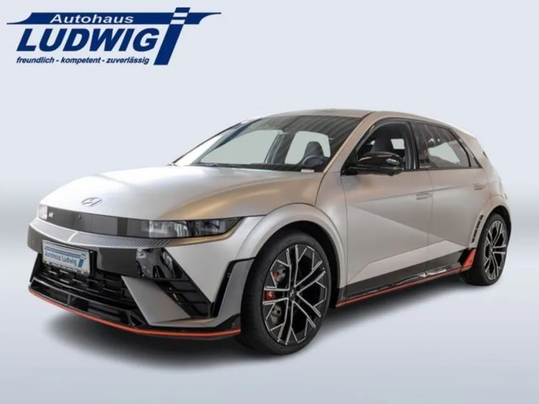 HYUNDAI IONIQ 5 N Elektro 4WD*N-GRIN-BOOST*HUD*NAVI*800V Vorschau Bild