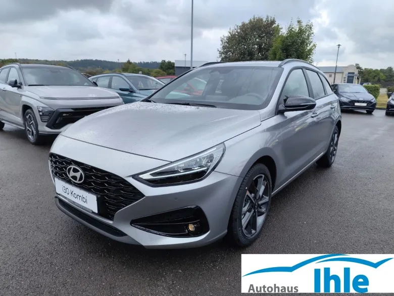 HYUNDAI i30 cw 1.0 T-GDI Advantage Vorschau Bild