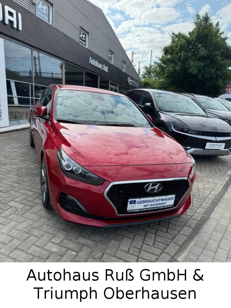 HYUNDAI i30  FASTBACK PREMIUM Vorschau Bild