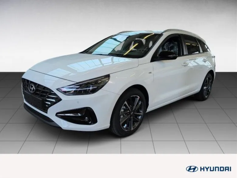 HYUNDAI i30  Kombi 1.5 Turbo 48V Advantage 160PS erst50km Vorschau Bild