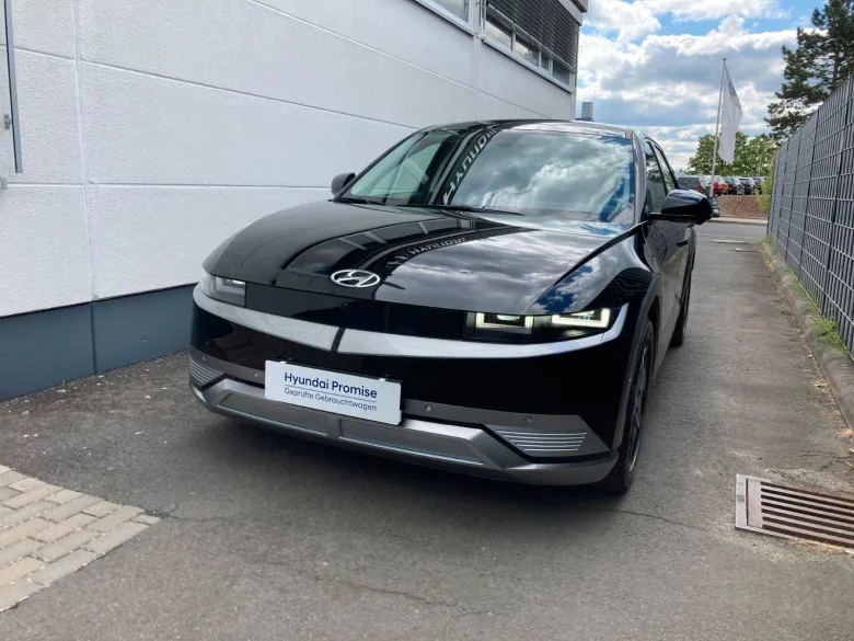 HYUNDAI IONIQ 5  UNIQ 2WD 77,4kWh+RELAX+ASSISTENZ+360° Vorschau Bild