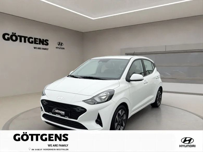 HYUNDAI i10  1.2 AUTOM. TREND KOMFORT-PAKET NAVI Vorschau Bild