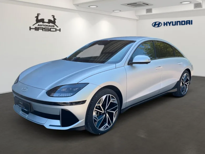 HYUNDAI IONIQ 6  4WD 77,4 325PS UNIQ 20" ALU Vorschau Bild