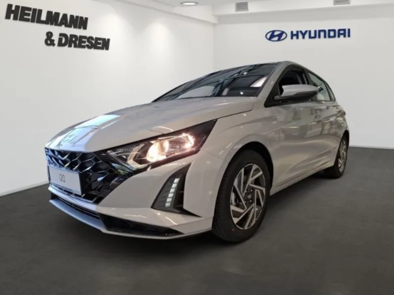 HYUNDAI i20  Trend 1.0 Navi/Lenkrad/Sitzheizung/PDC/Front Vorschau Bild