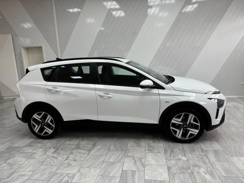 HYUNDAI BAYON  1.0 Intro Edition 48V Plus- Paket Garantie Vorschau Bild