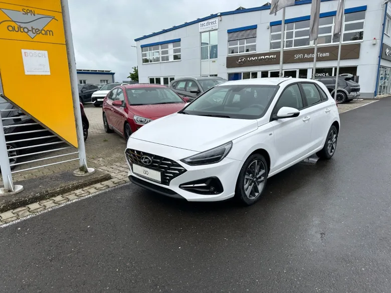 HYUNDAI i30  Trend LED/NAVI/KOMFORT Vorschau Bild