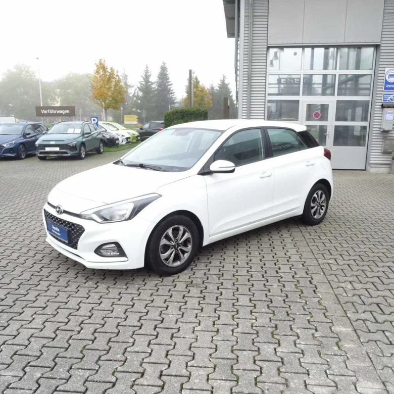 HYUNDAI i20  blue 1.0 T-GDI Trend Vorschau Bild