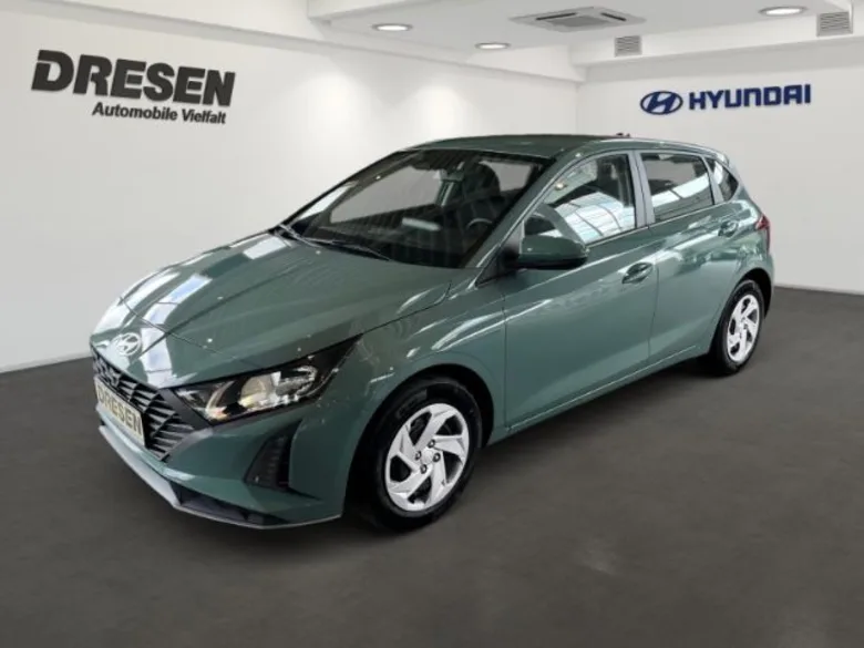 HYUNDAI i20 FL (MY25) 1.2 Benzin 2WD Select+Kamera+Navig Vorschau Bild