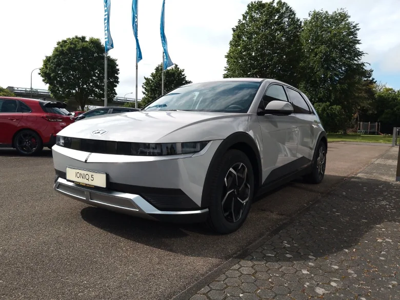 HYUNDAI IONIQ 5  Techniq Assistenzpaket Elektro 4WD Vorschau Bild