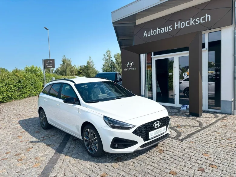 HYUNDAI i30  cw Advantage Mild-Hybrid *NAVI*SZHZ*LRHZ*KAM Vorschau Bild