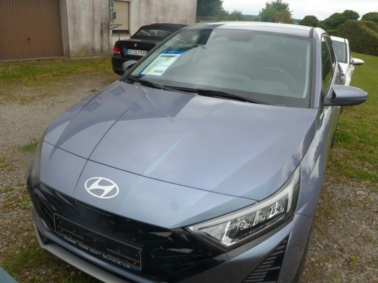 HYUNDAI i20 Prime DCT Automatik TAGESZULASSUNG Vorschau Bild