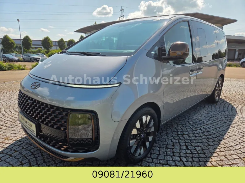HYUNDAI Staria  Signature 2WD Vorschau Bild