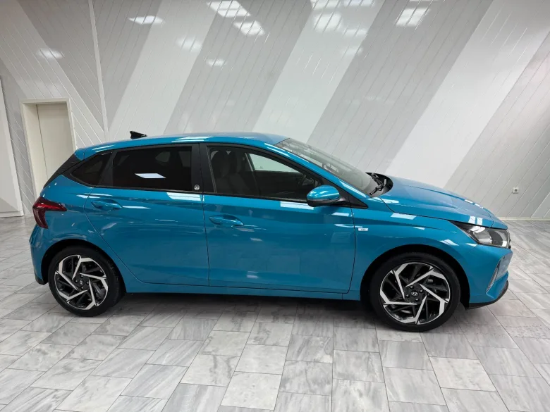 HYUNDAI i20  Edition 30+ 48V DCT 8x bereift Garantie Vorschau Bild