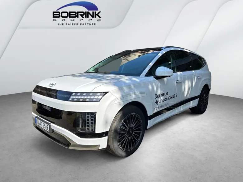 HYUNDAI IONIQ 9 Uniq 110 kWh 6-Sitzer 307PS 4WD Panorama Vorschau Bild