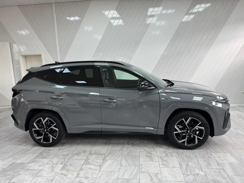HYUNDAI Tucson  1.6 T-GDI Line 4WD Vorschau Bild