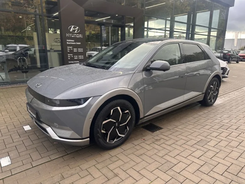 HYUNDAI IONIQ 5 77,4 kWh 4WD Uniq +PANO+ Vorschau Bild