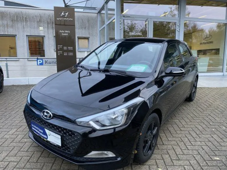 HYUNDAI i20 1.2 GO 4-ZYLINDER +WINTERRÄDER +GARANTIE Vorschau Bild