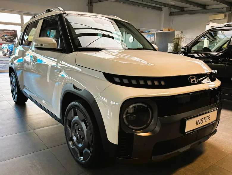 HYUNDAI INSTER   Elektro 85 kW FWD Cross Vorschau Bild