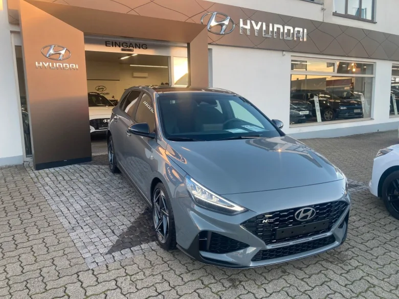 HYUNDAI i30  1.5 T-GDI 48V-Hybrid N-Line DCT 140PS + Pano Vorschau Bild