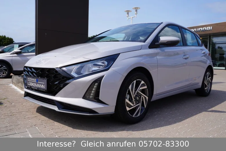 HYUNDAI i20 1.0 Turbo Trend Komfort *WINTERRÄDER GRATIS* Vorschau Bild