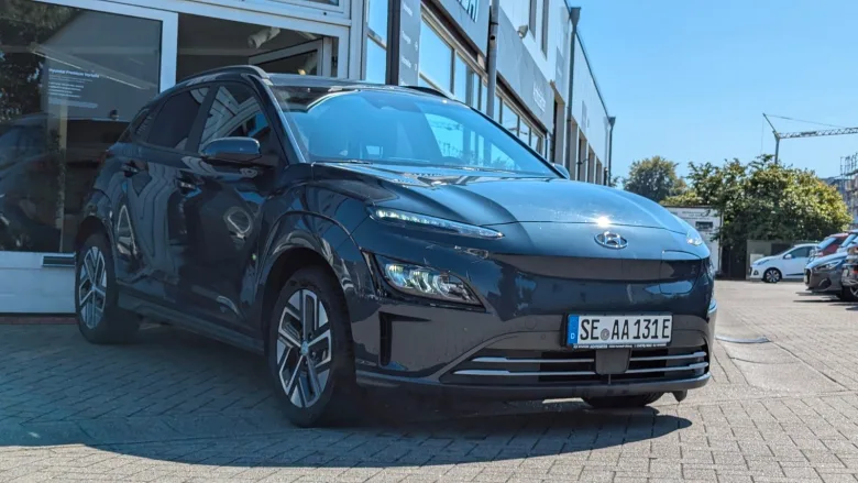 HYUNDAI Kona  Elektro (MJ23) 100kW TREND inkl. Navi Vorschau Bild