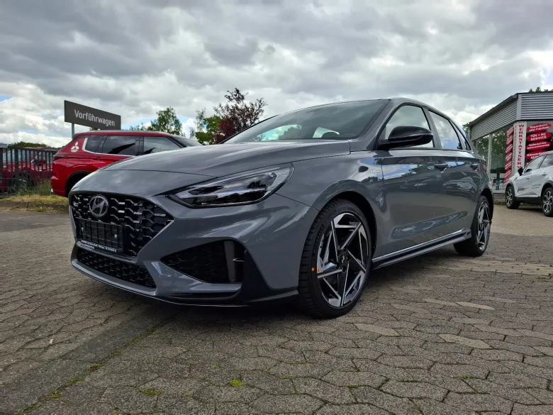 HYUNDAI i30  N Line 1.5 T-GDi DCT Panoramadach Vorschau Bild