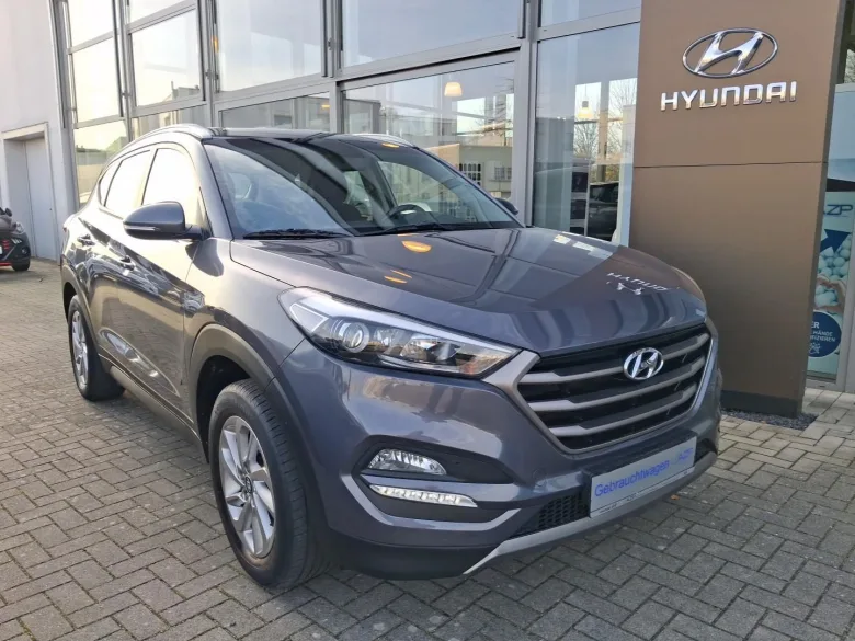 HYUNDAI Tucson 1.6 Trend Navi.Klimaaut.SHZ.LM Vorschau Bild