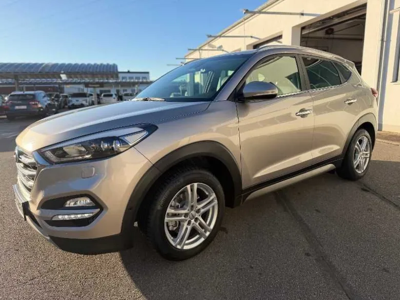 HYUNDAI Tucson 1.6 PRIME 4WD / DCT / WR / AHK / SHZ Vorschau Bild