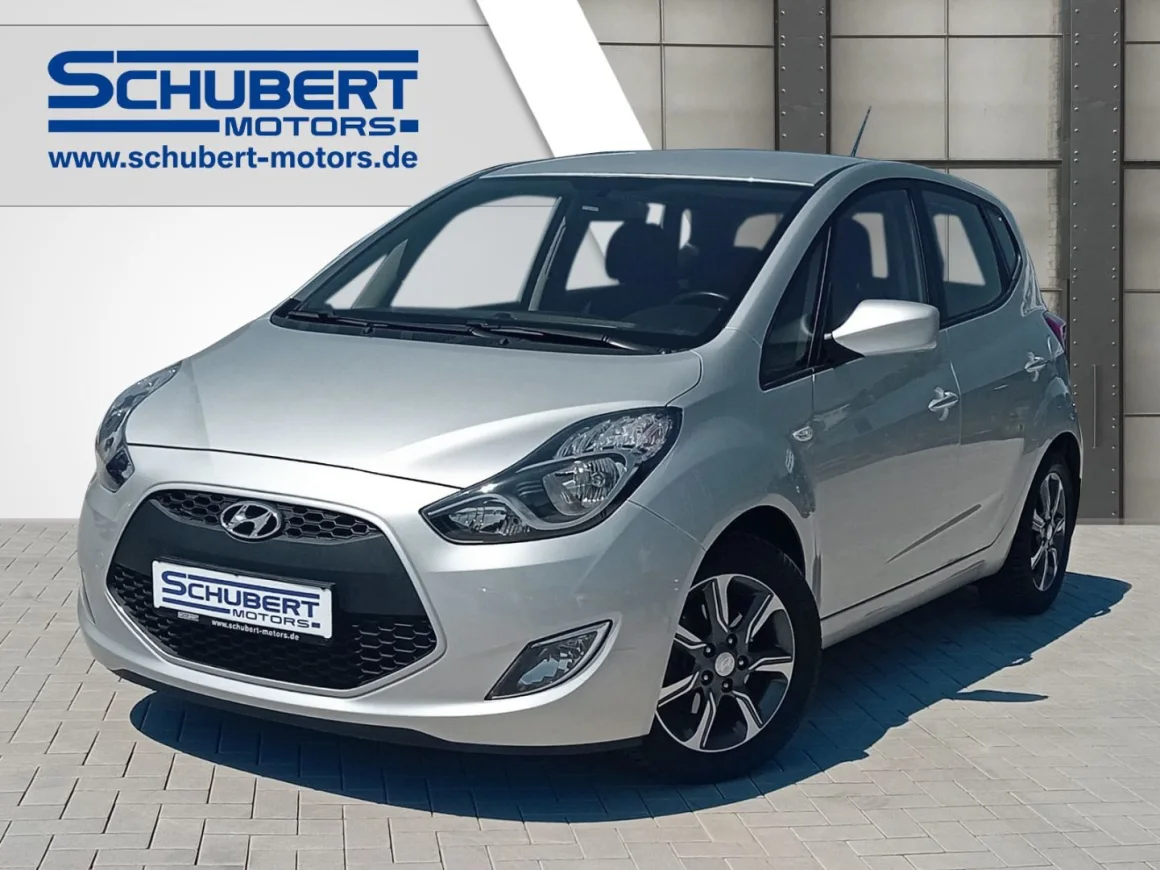 HYUNDAI ix20 1,6 AT Navigation Klimaauto SHZ PDC Kamera Vorschau Bild