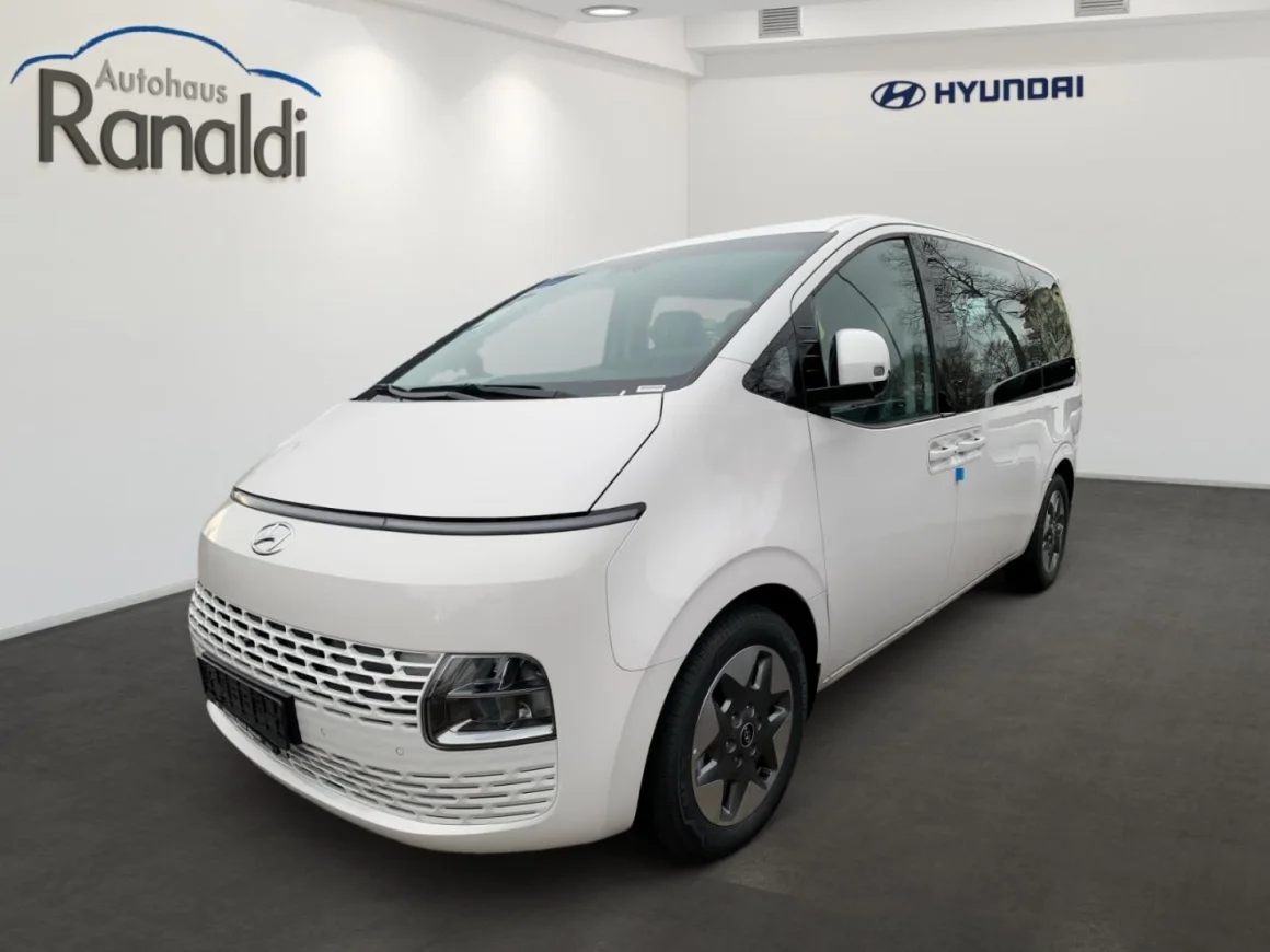 HYUNDAI Staria 2.2 CRDi 2WD AT Trend+18''+PP+9 Sitzer Vorschau Bild
