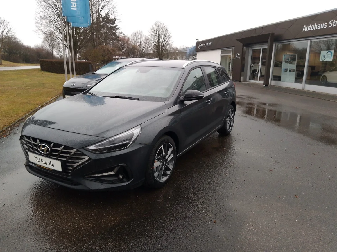 HYUNDAI i30 cw Connect & Go LED Kamera SHZ LHZ DAB Vorschau Bild