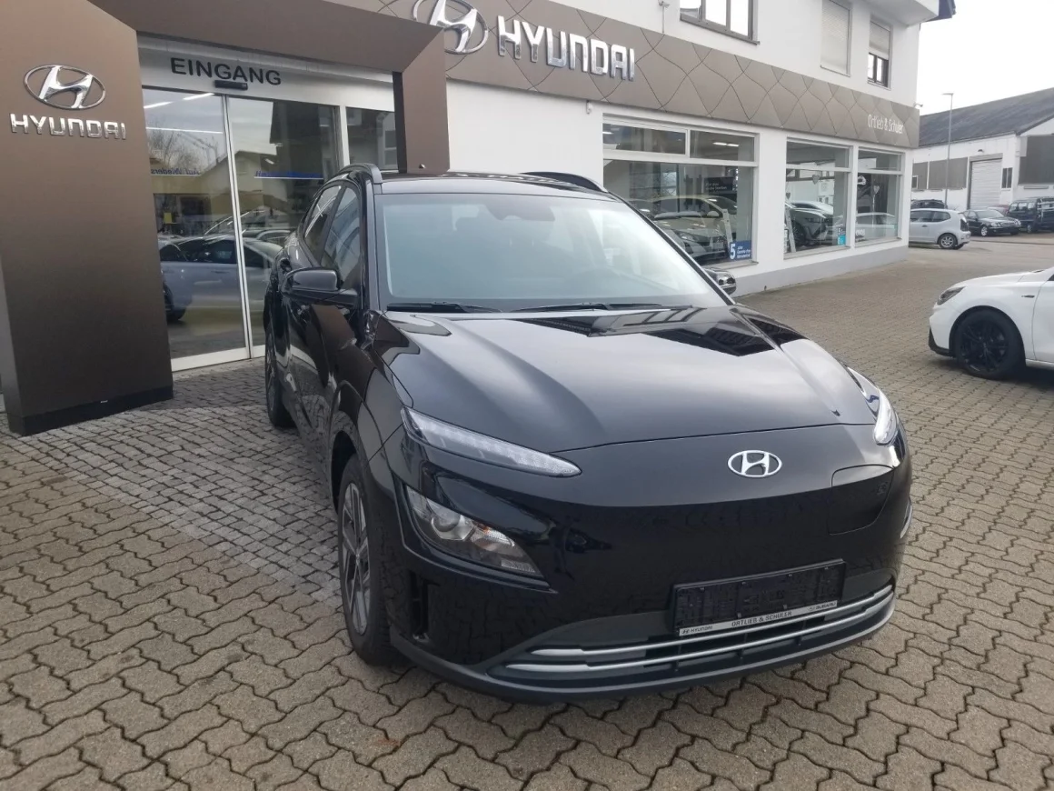 HYUNDAI Kona ELEKTRO 39kWh 100kW Edition 30 Plus-Paket Vorschau Bild