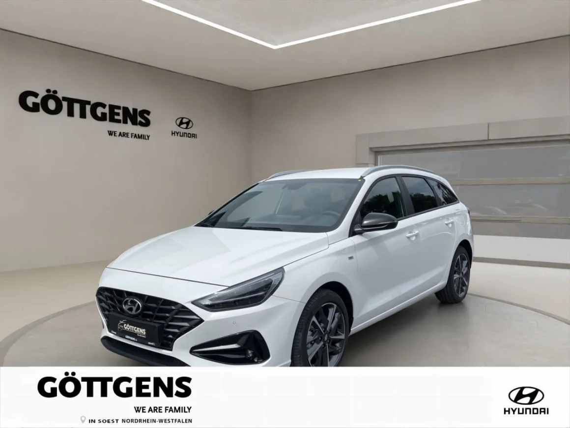 HYUNDAI i30  Kombi 1.5 Turbo 48V Advantage 160PS erst50km Vorschau Bild