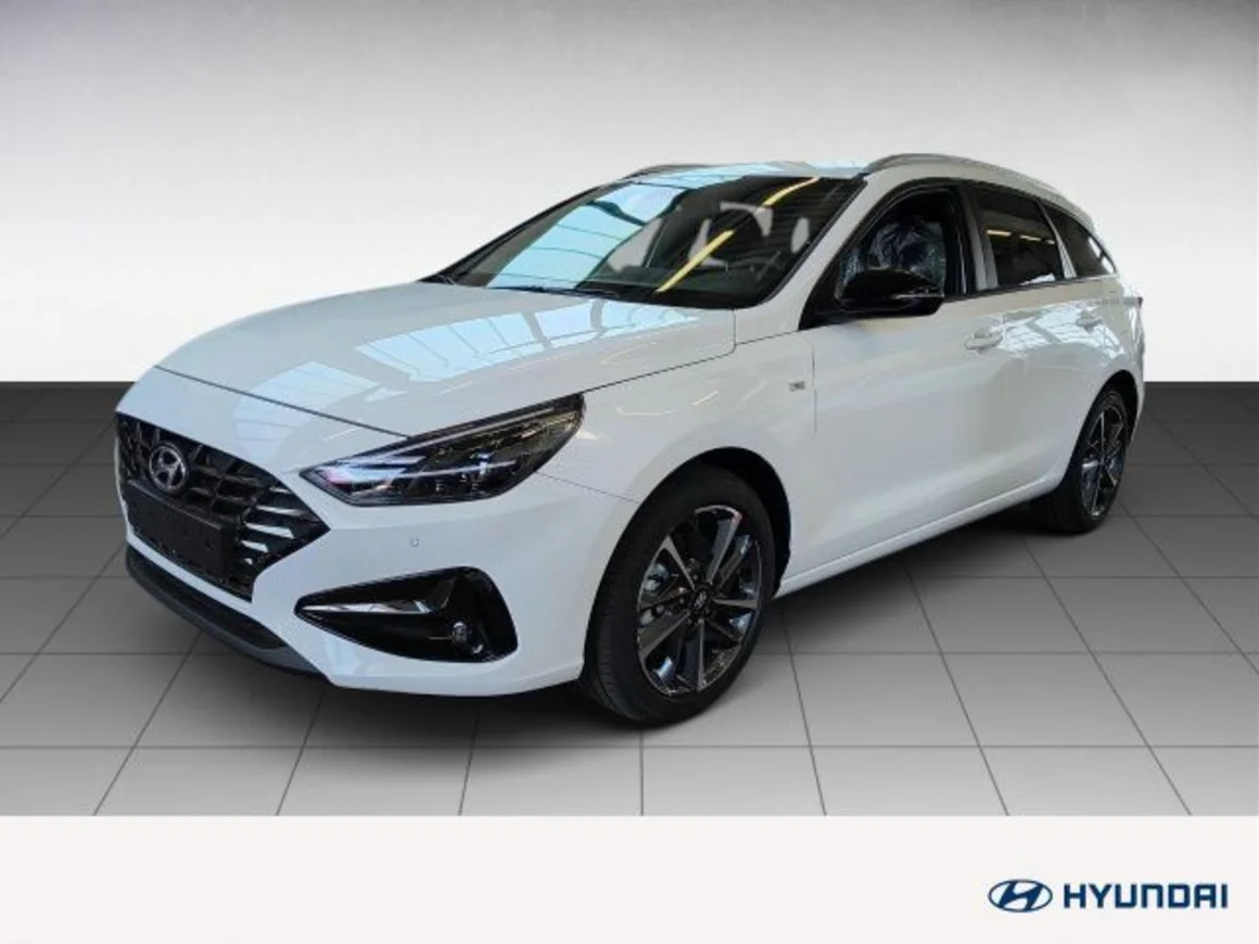 HYUNDAI i30  Kombi 1.5 Turbo 48V Advantage 160PS erst50km Vorschau Bild