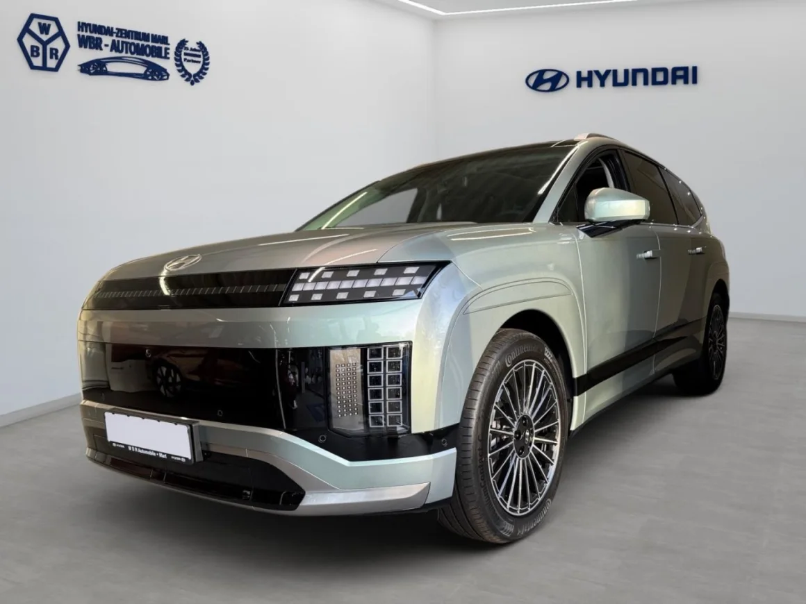 HYUNDAI IONIQ 9  Uniq 6-Sitzer Panorama Relax 110kWh 4WD Vorschau Bild