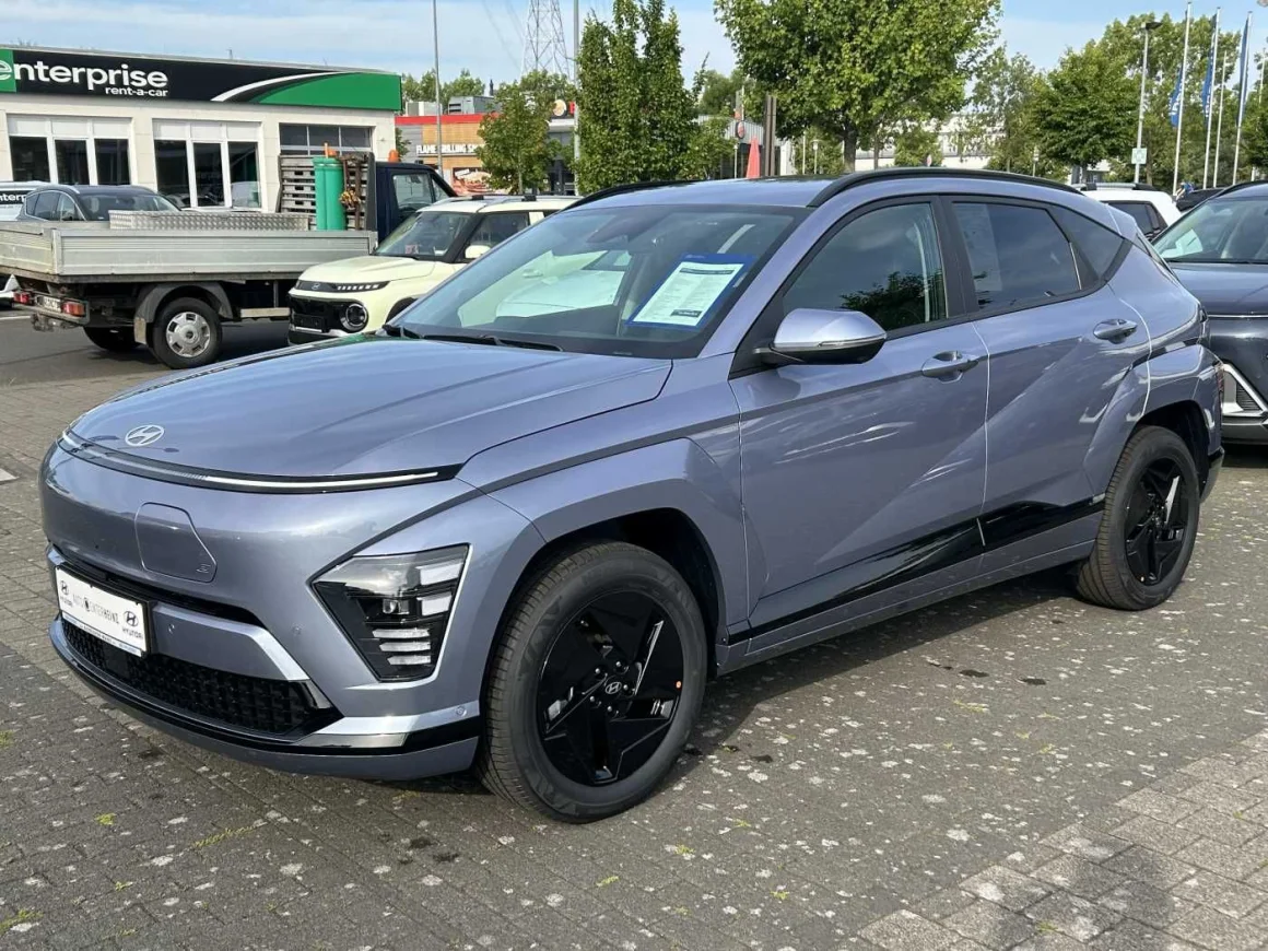 HYUNDAI Kona EV Elektro 65kWh Trend*Assistenzp*el.Heckkl Vorschau Bild