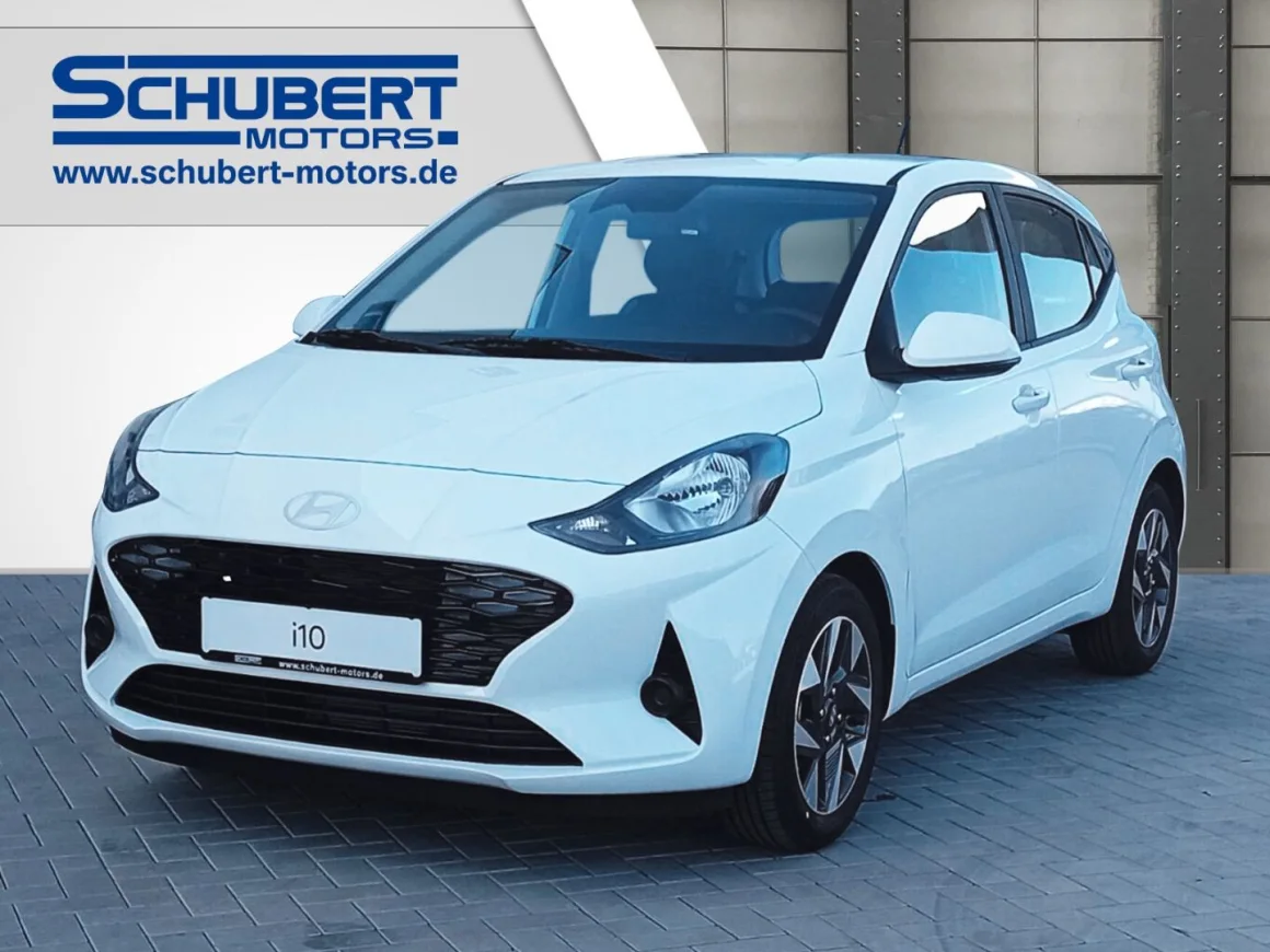 HYUNDAI i10 1,0 Trend Navigation SHZ Kamera beh. Lenkrad Vorschau Bild