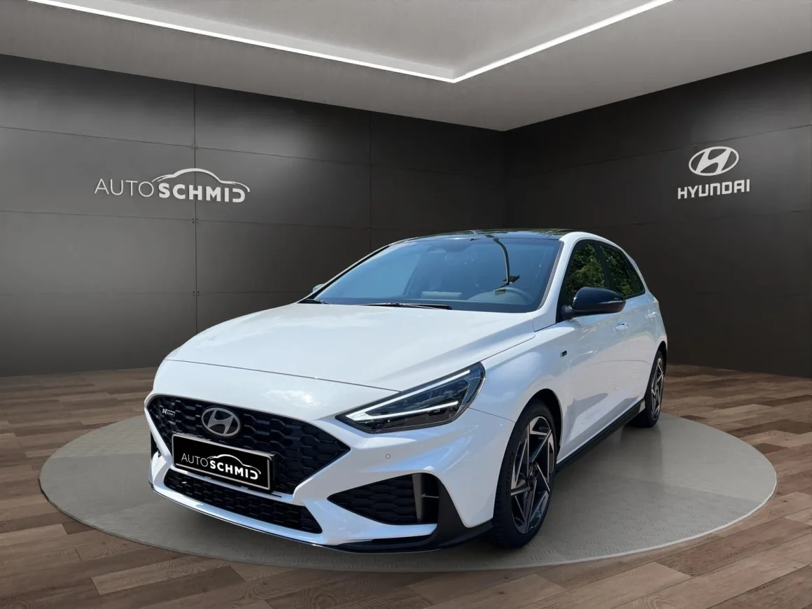 HYUNDAI i30 N Line 1.5 T-GDI NAVI LED ACC RFK PANO APP Vorschau Bild