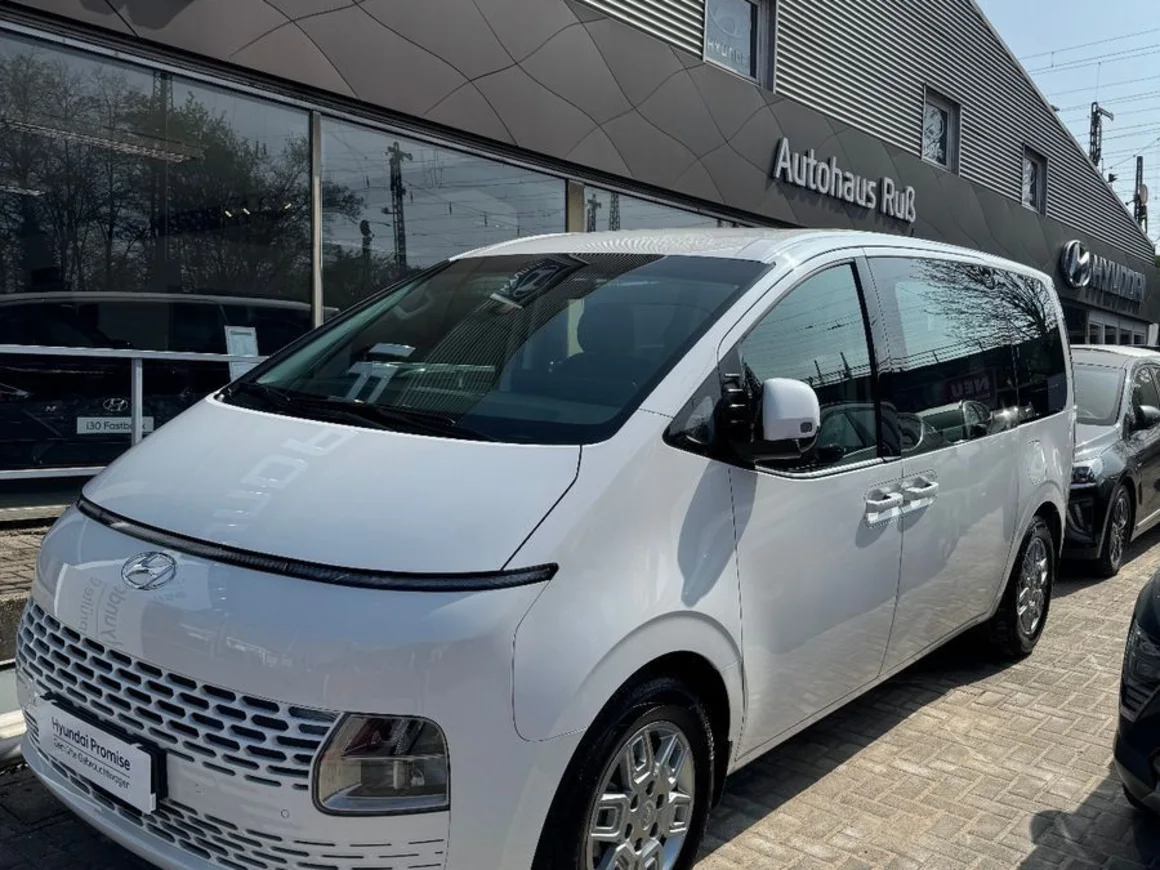 HYUNDAI Staria  TREND/ALLWETTERR./GARANTIE Vorschau Bild