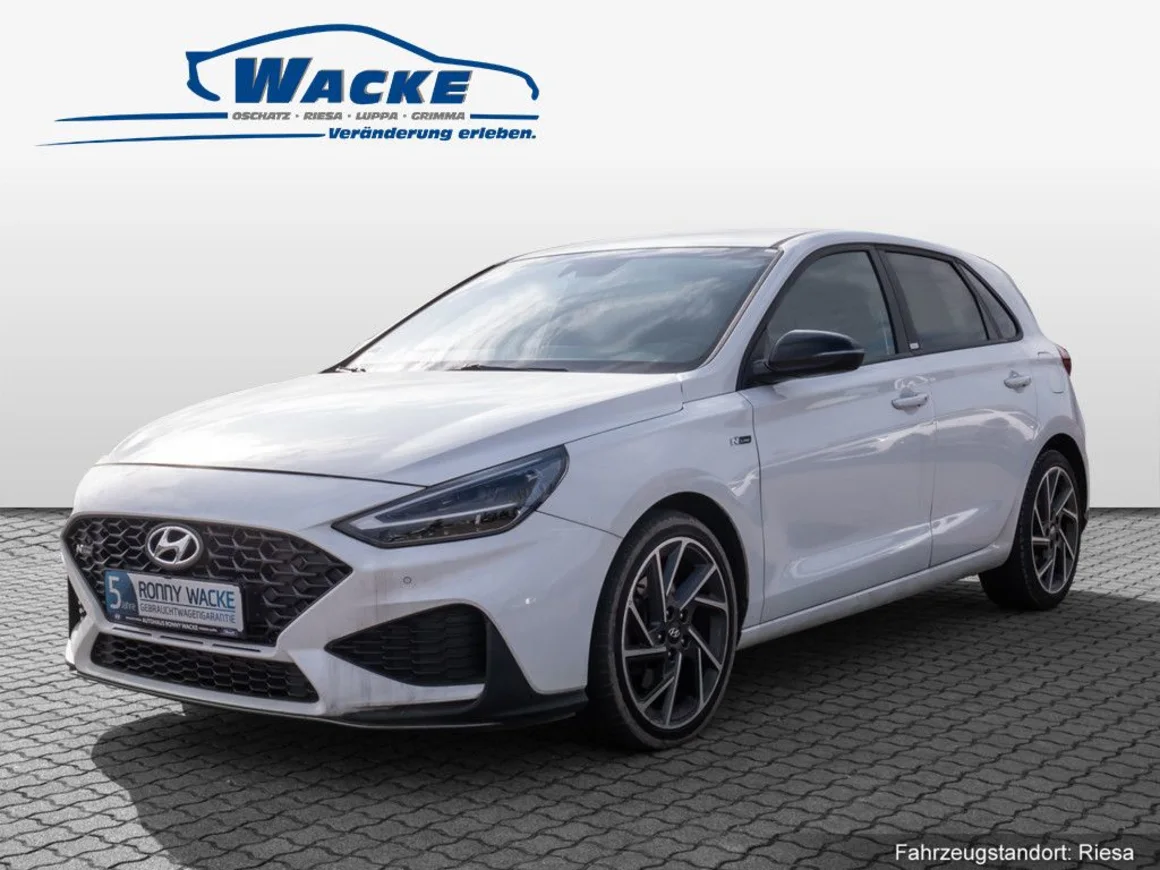 HYUNDAI i30 1.6 N Line PDC SHZ KAMERA NAVI FACEL. LED Vorschau Bild
