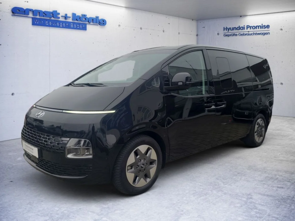 HYUNDAI Staria   Allrad Prime Panorama LED TWA ACC Navi Vorschau Bild