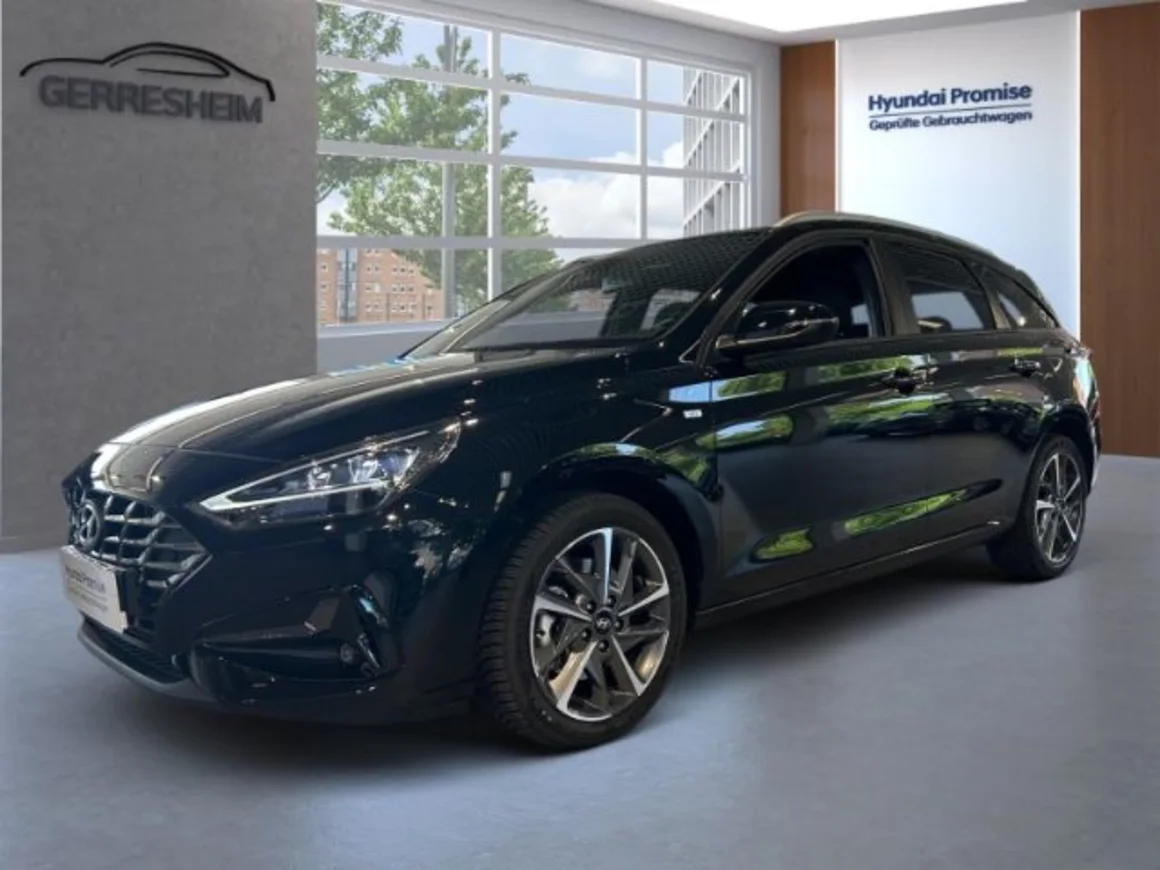 HYUNDAI i30 Advantage LED Navi EPH v+h Allwetterreifen u Vorschau Bild