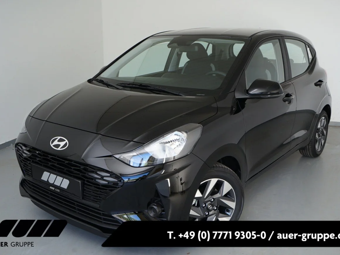HYUNDAI i10  Trend Limousine Navi Shz PDC MFL Vorschau Bild