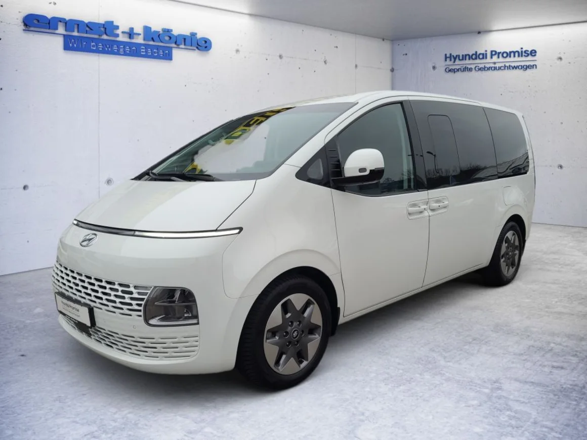 HYUNDAI Staria Allrad Prime TWA LED Navi 360° Kam ACC Vorschau Bild