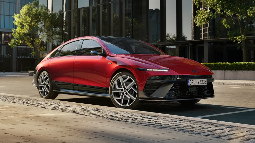 Hyundai IONIQ 6 Basis 63 kWh 2WD Ultimate Red