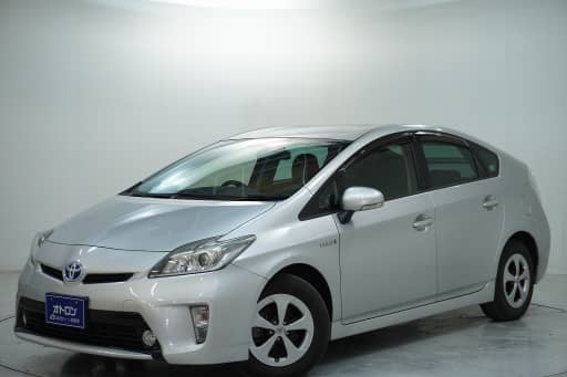 トヨタ プリウス Ｓ