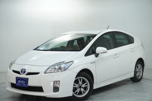 トヨタ プリウスＬ