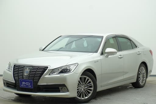 トヨタ クラウン　ハイブリッドロイヤルサルーン　Ｇ