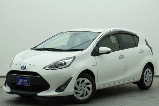 トヨタ アクアＳ　スタイルブラック